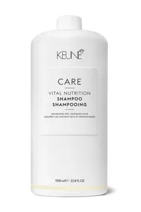 Découvrez notre Care Vital Nutrition Shampoo. Enrichi en minéraux essentiels, il nettoie en profondeur et laisse vos cheveux en santé et souples. Convient à tous les types de cheveux. Sur Keune.ch.